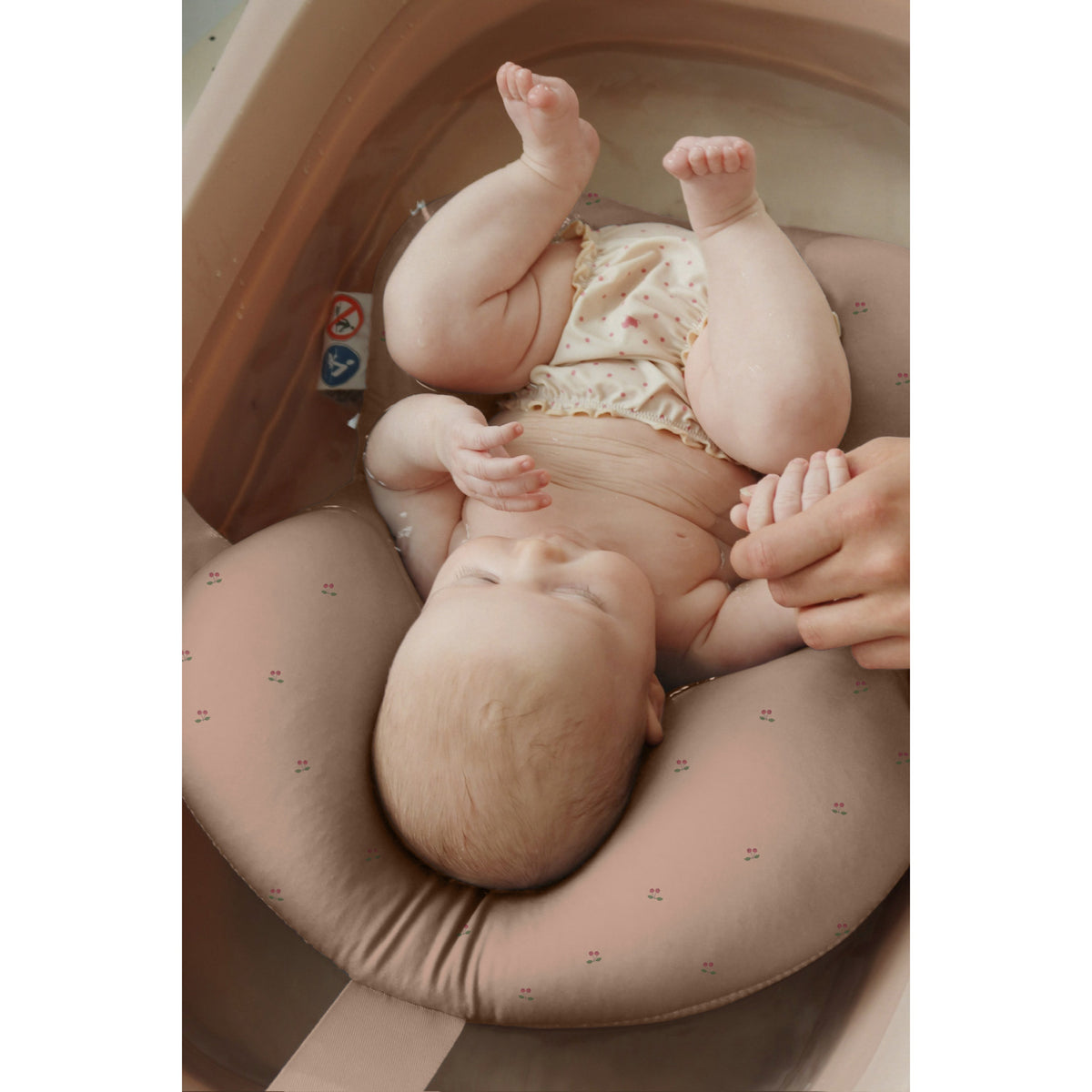 Konges Sløjd Blush Foldable Bath Tub Och Cushion