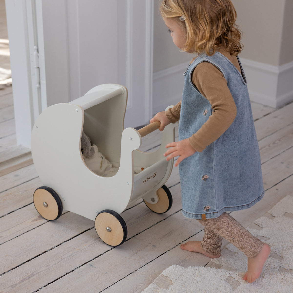 Sebra Classic White Doll's Sittvagnar Wooden