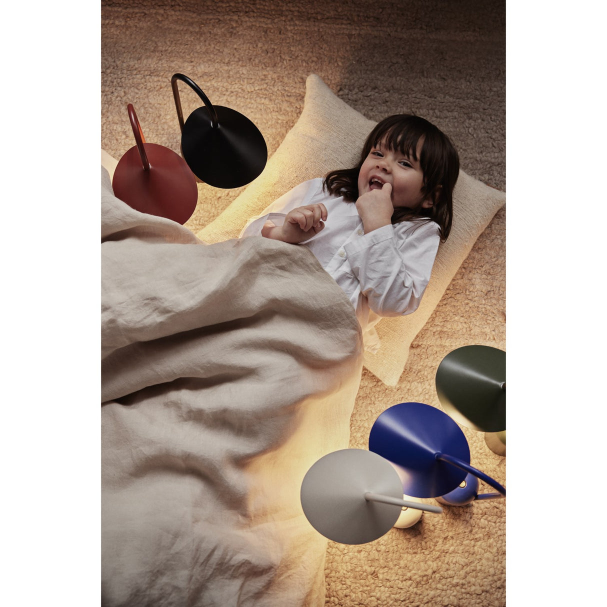 Ferm Living Black Arum Portable Lampa