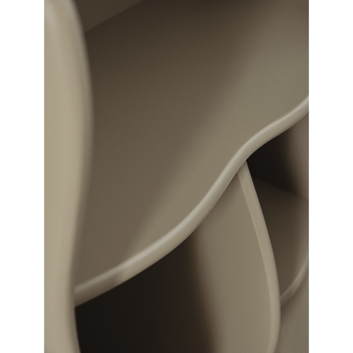 Ferm Living Cashmere Slope Bokhylla