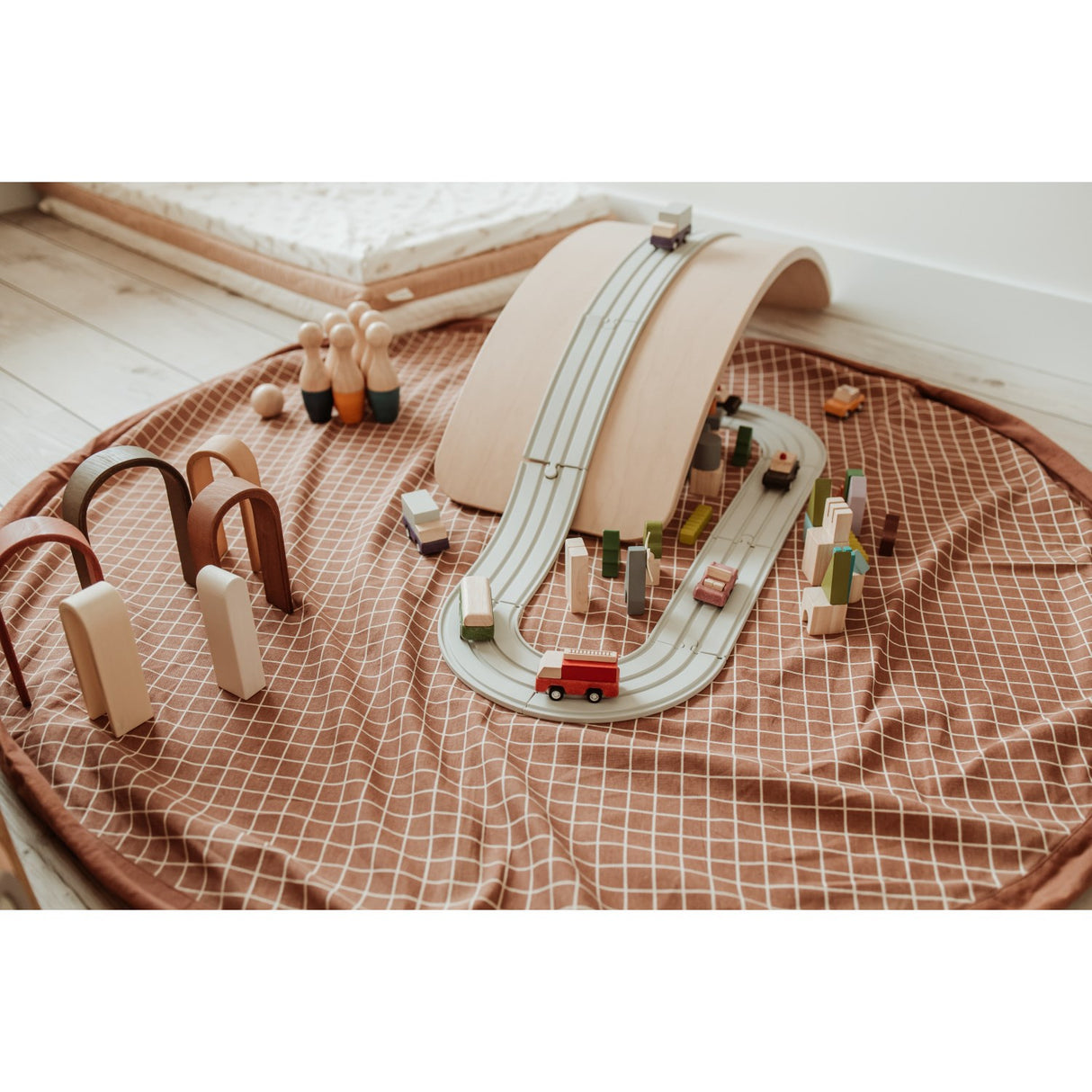 Play&Go Organic Grid Brown 2-in-1 Lek Matta