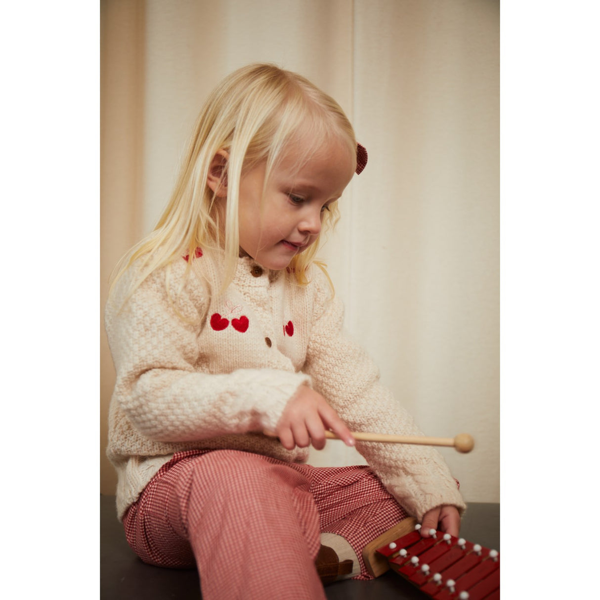 Copenhagen Colors Cream Cardigan i Lammull M. Rosett Emb