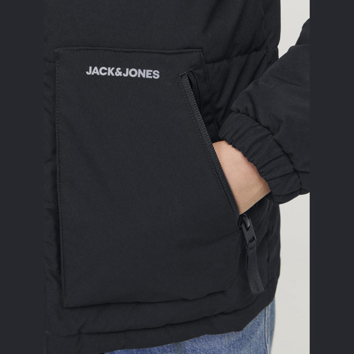 Jack & Jones Junior Black Eotto Puffer Jacka