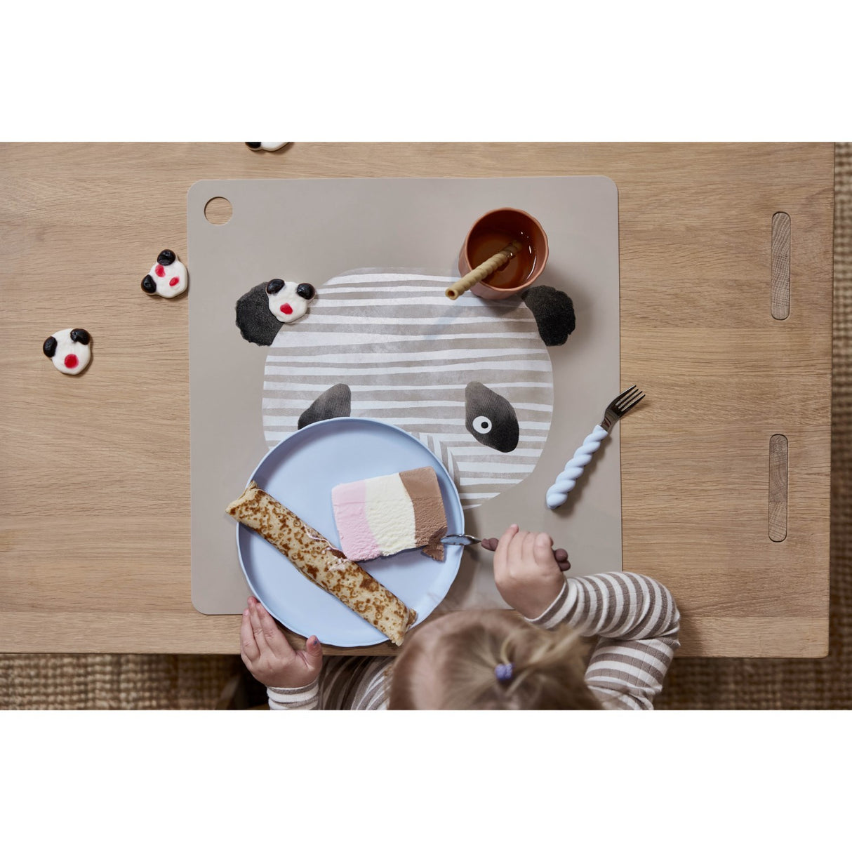 OYOY Clay Bordstablett Lun Lun