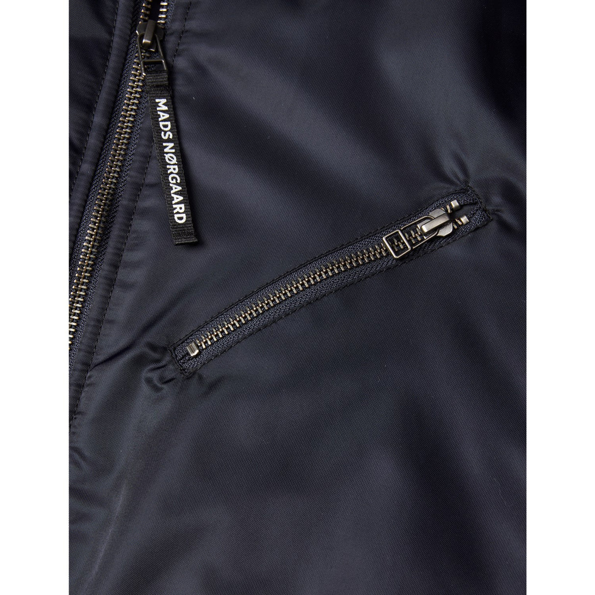 Mads Nørgaard Deep Well Bomber Nylon Jilla Jacka