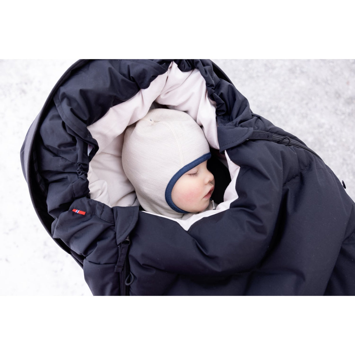 Voksi® Black Klockaban Black