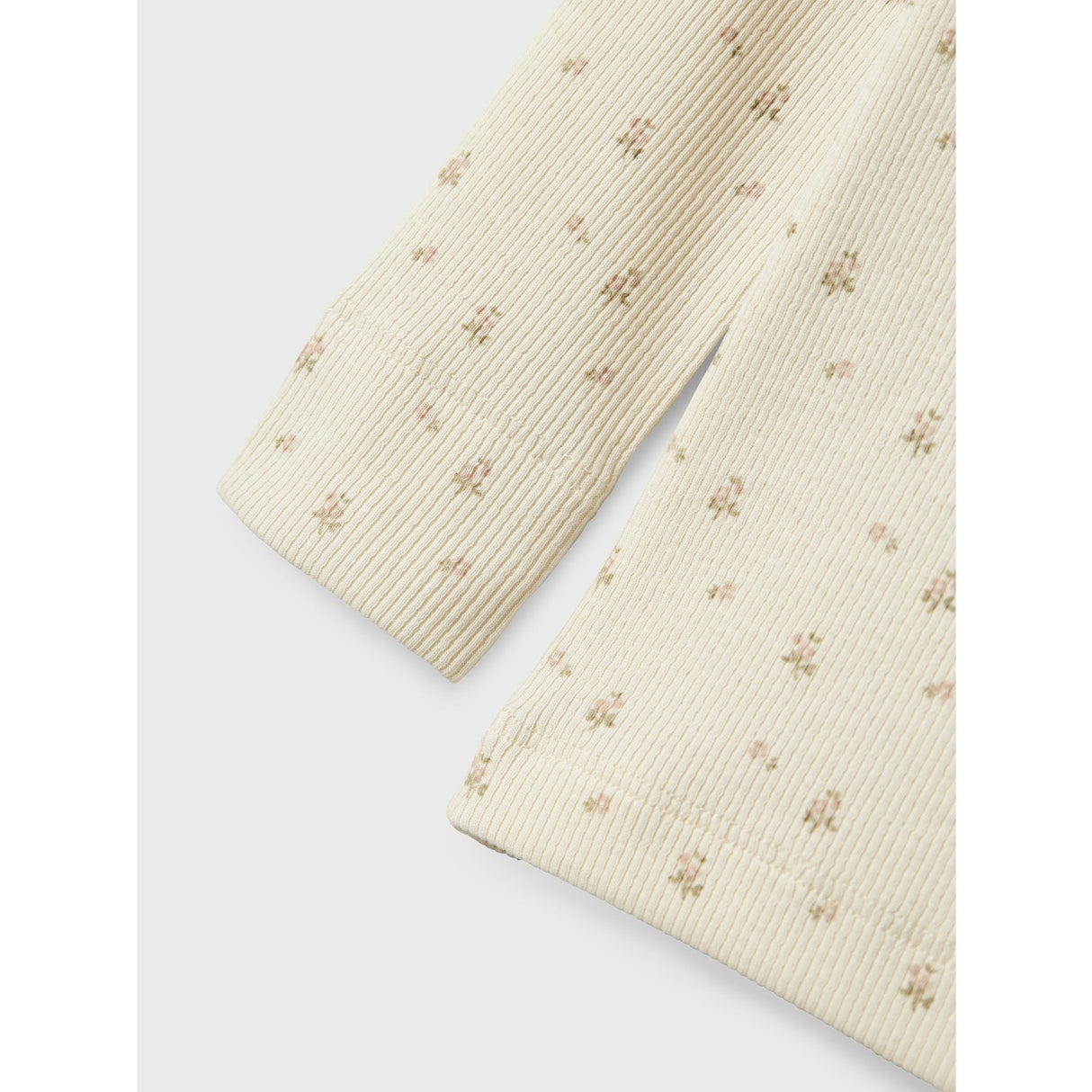 Lil'Atelier Turtledove Flower Gago Slim Blus Noos