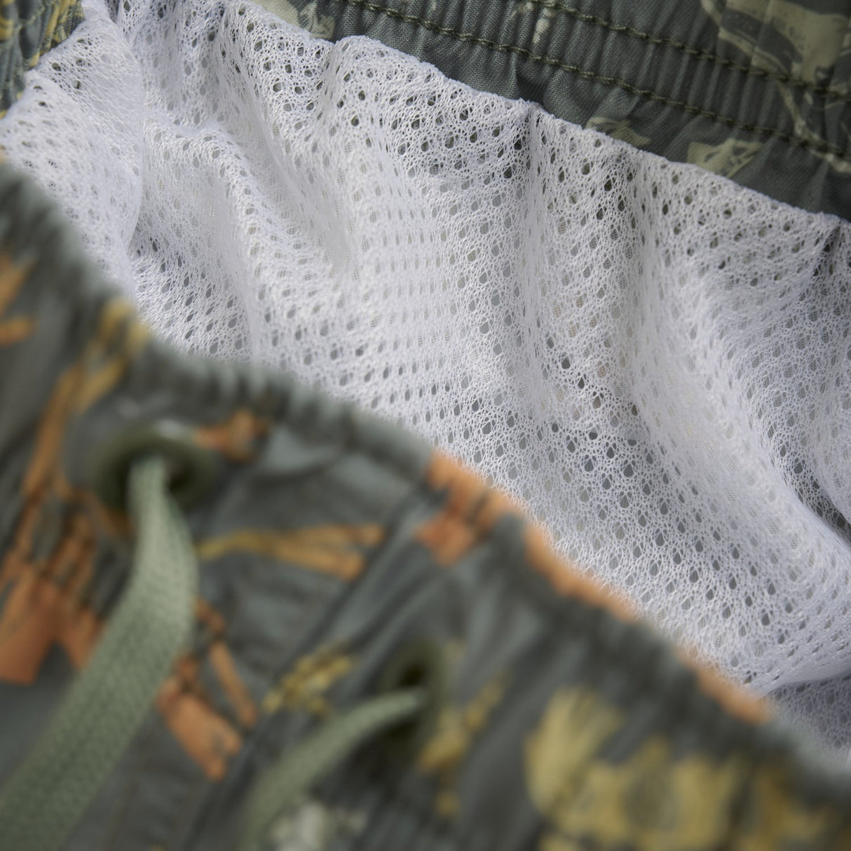 Minymo Sea Spray Badeshorts AOP