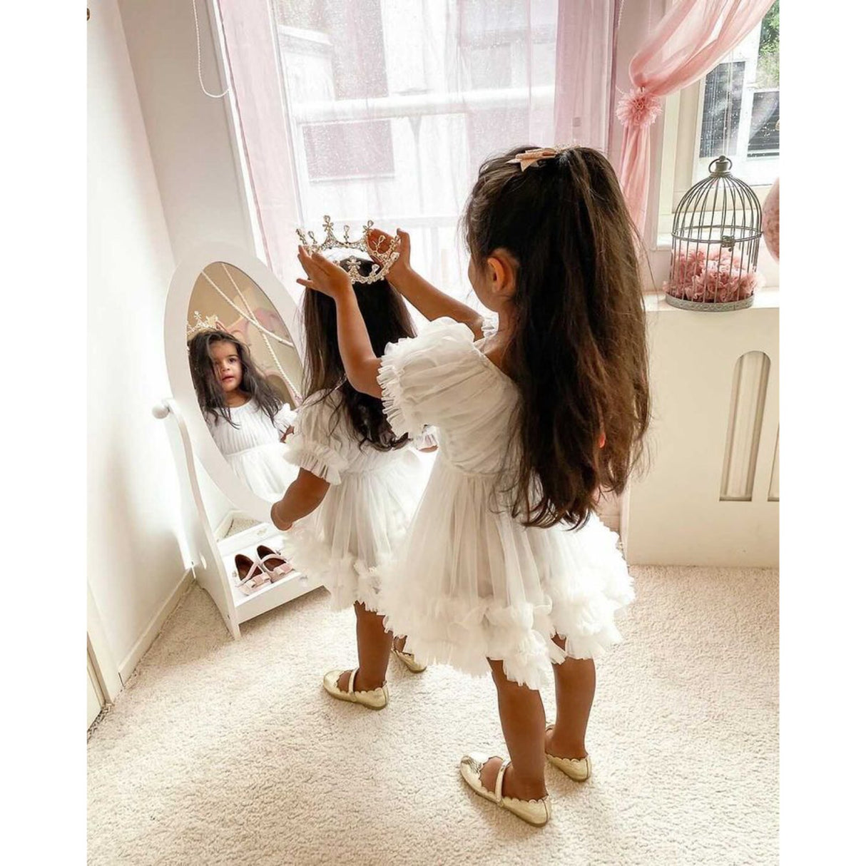 Dolly by Le Petit Frilly Klänning Offwhite