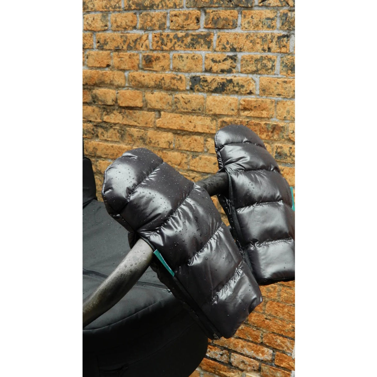 KongWalther Puffer svart Østerbro Barnvagnshandskar