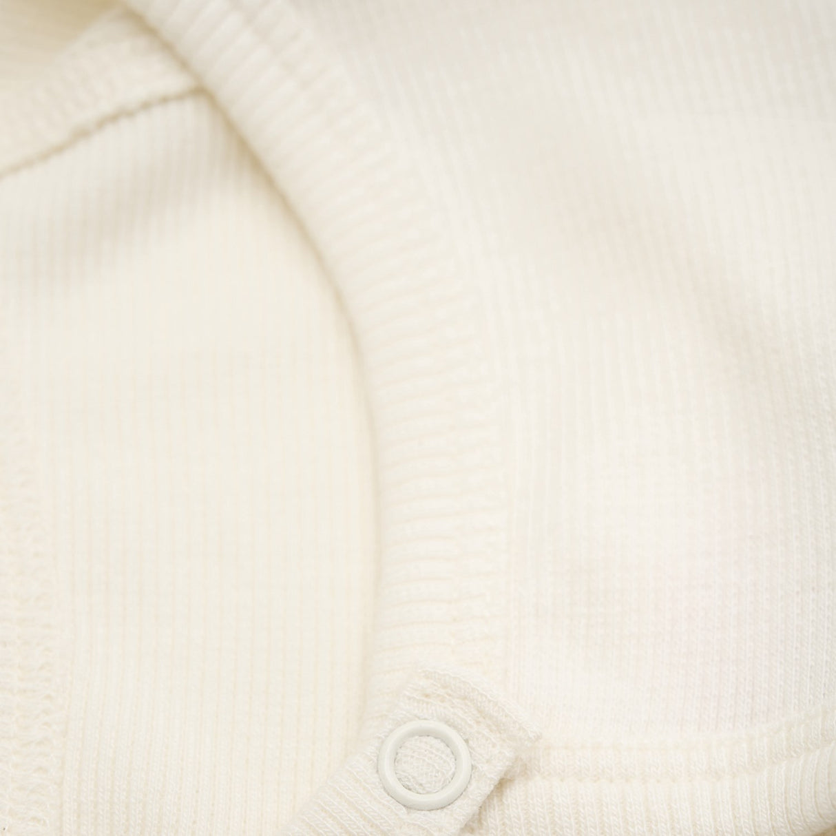 Huttelihut Antique White Hätta Ribb