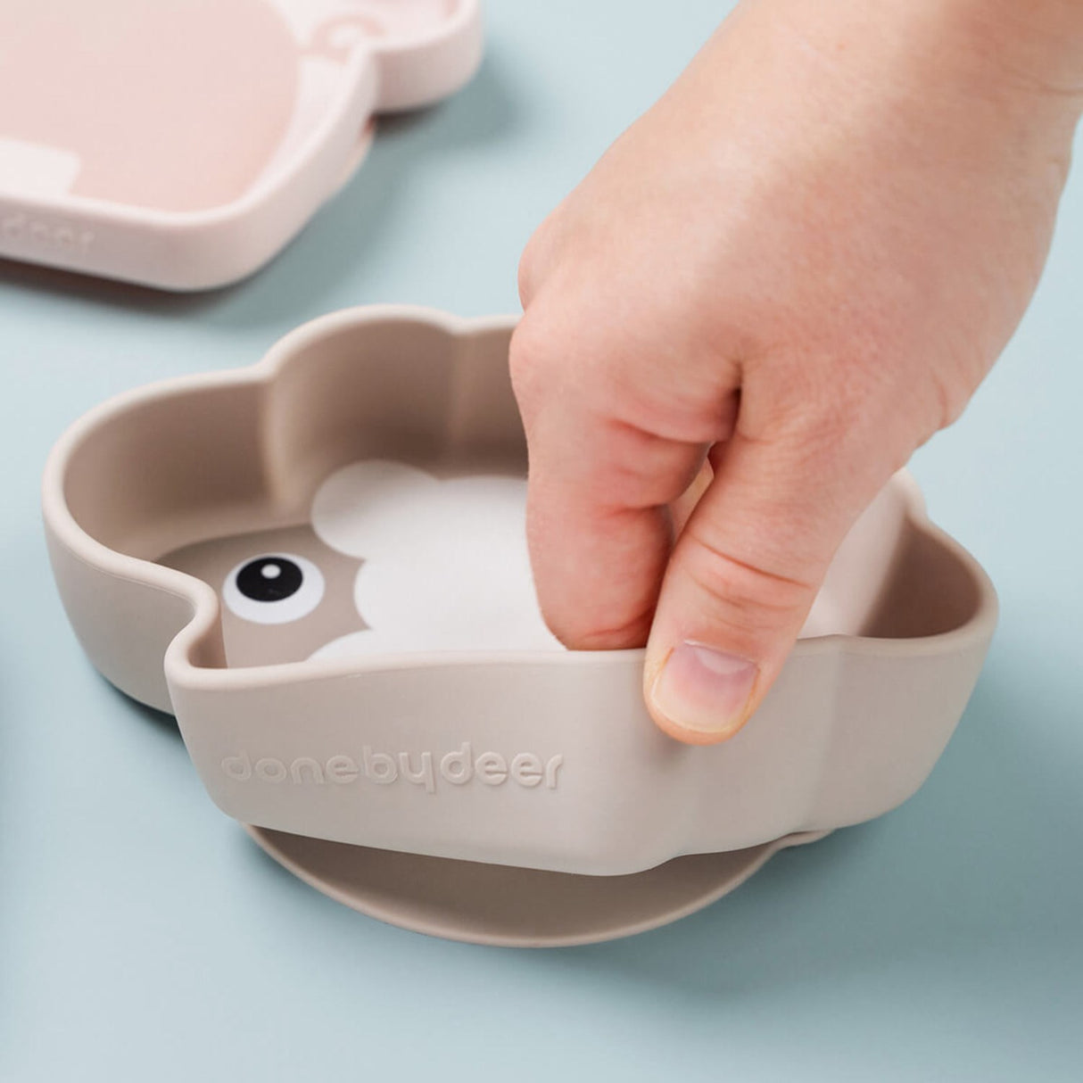 DonebyDeer Sand Silikon Stick & Stay Bowl Sheepy