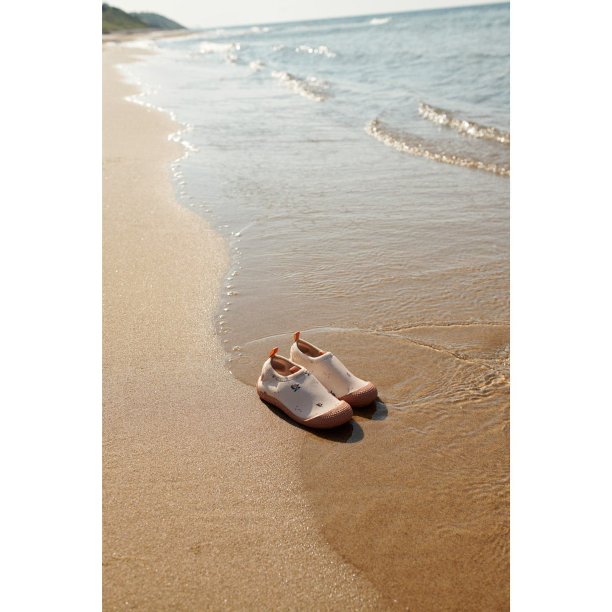 LIEWOOD Peach / Sea Shell Sanjia Badskor