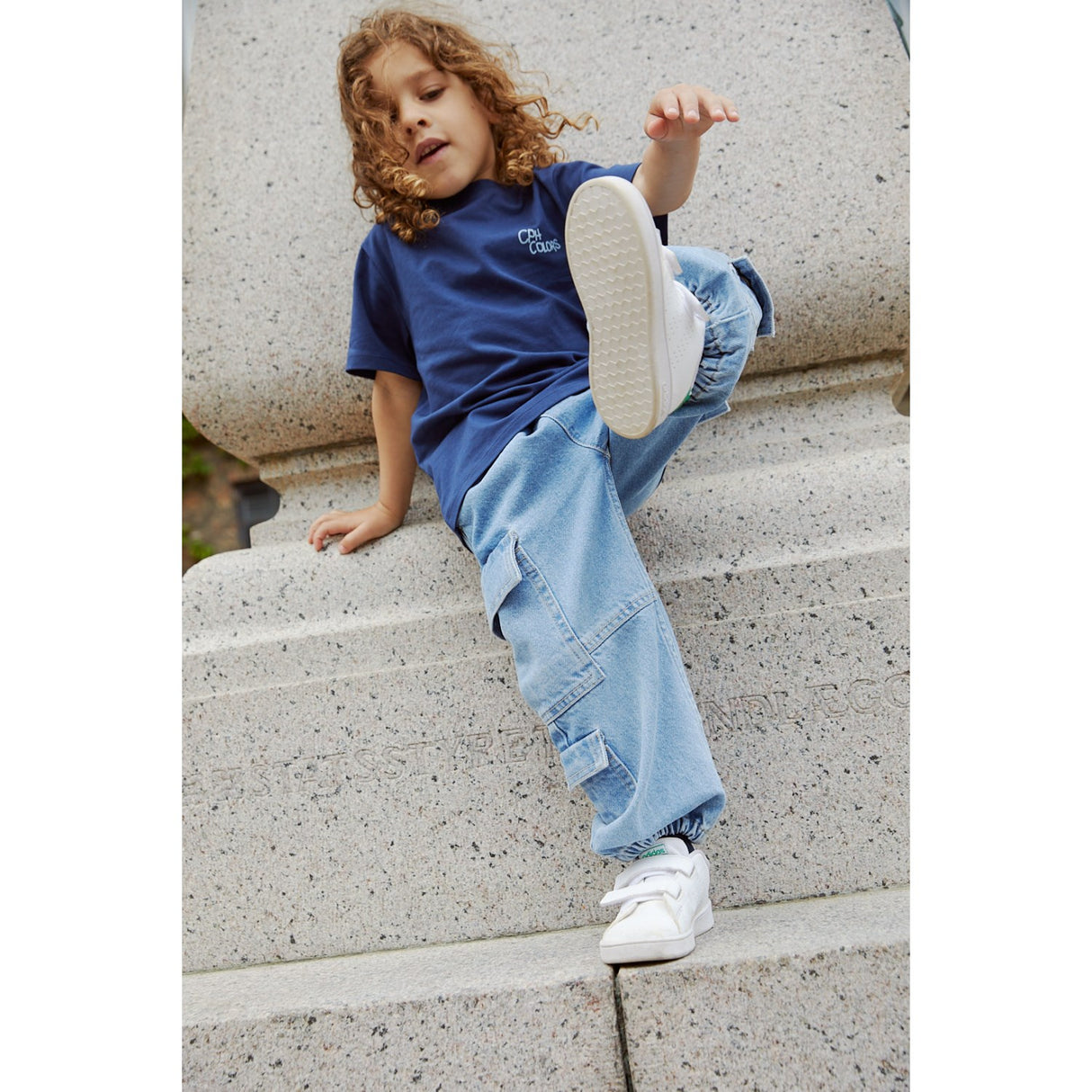 COPENHAGEN COLORS Lt Blue Indigo Washed Organic Cargo Denim Byxor