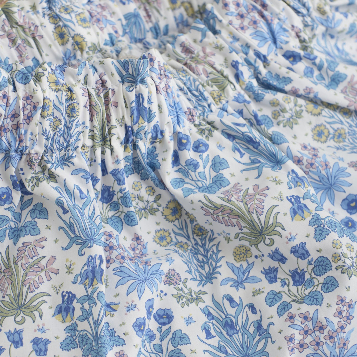 Huttelihut Soft Chambray Kjol I Liberty Tyg