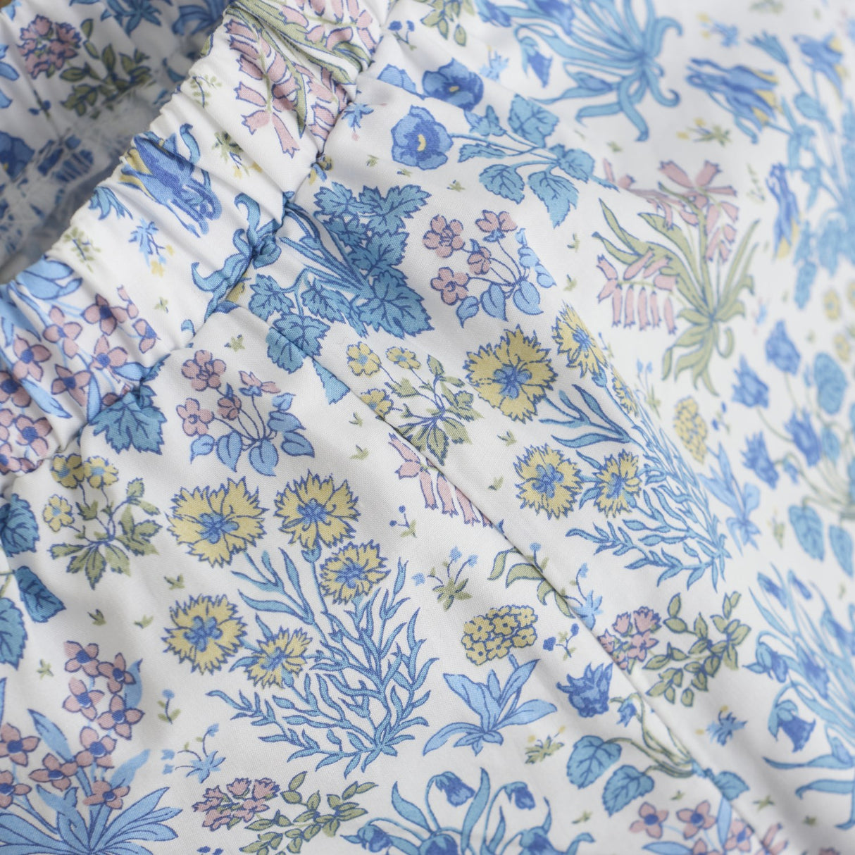 Huttelihut Soft Chambray Byxor I Liberty Tyg