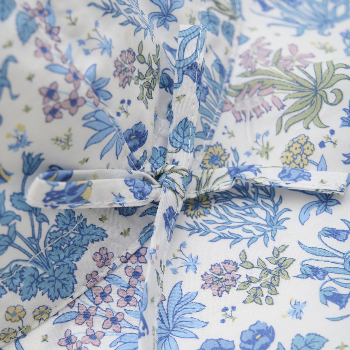 Huttelihut Soft Chambray Summer Mössa I Liberty Tyg