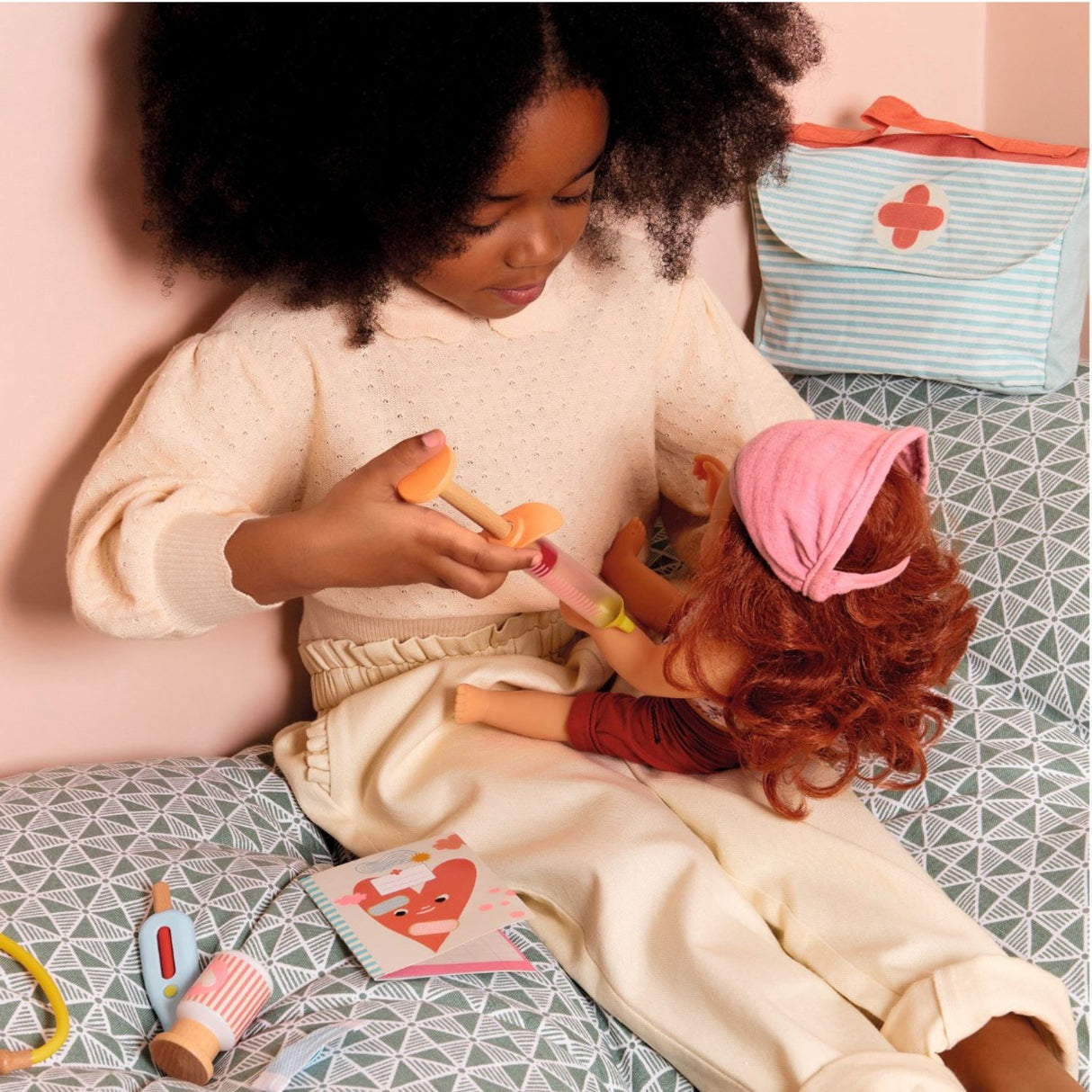 Djeco Lovely Pomea, Docka - Sophie