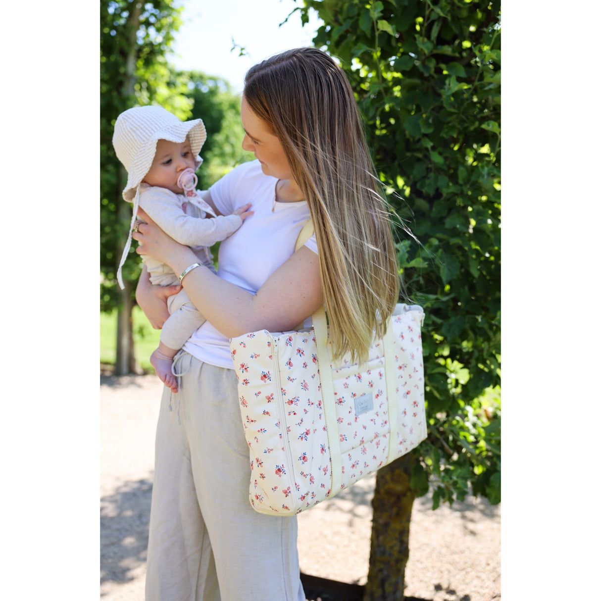 Cam Cam Copenhagen Berries Fold-Out Skötväska