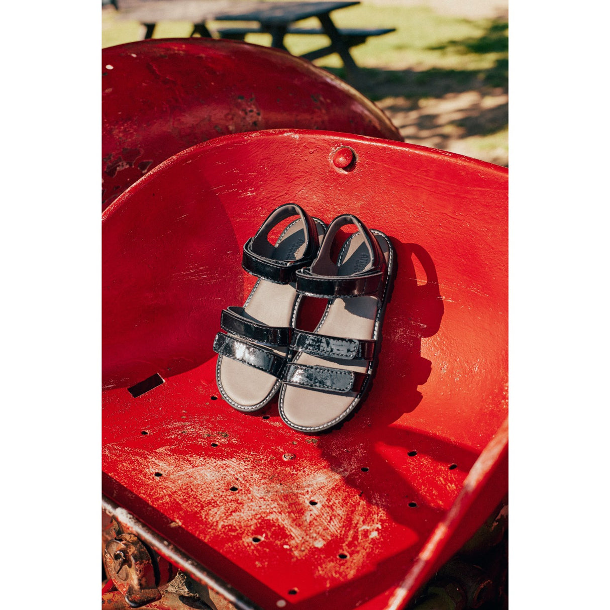 Angulus Black Justerbar Lädersandal Med Kardborreband