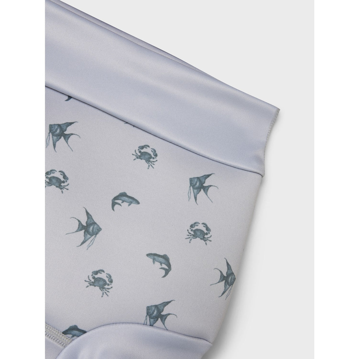 Lil'Atelier Vapor Blue Fero Ble badbyxor med sköld