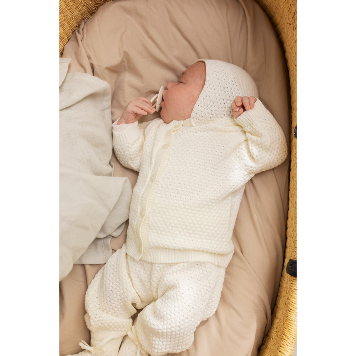 MarMar New Born Modal Mix Honeycomb Gentle White Aly Mössa