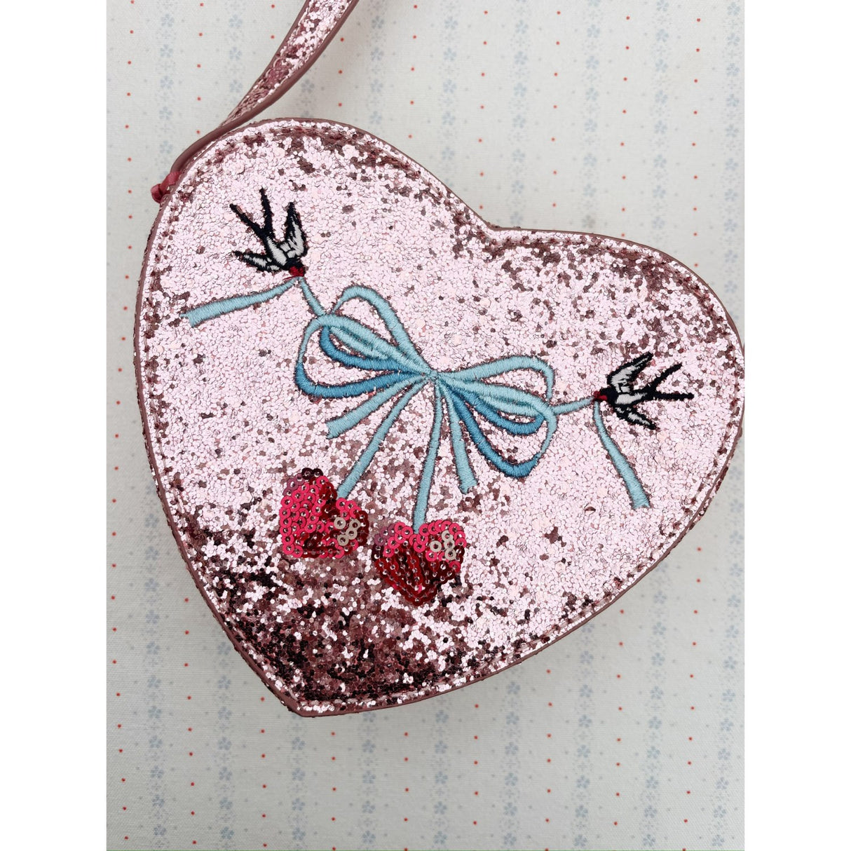 Konges Sløjd Sirocco Valentines Tut Shoulder Väska