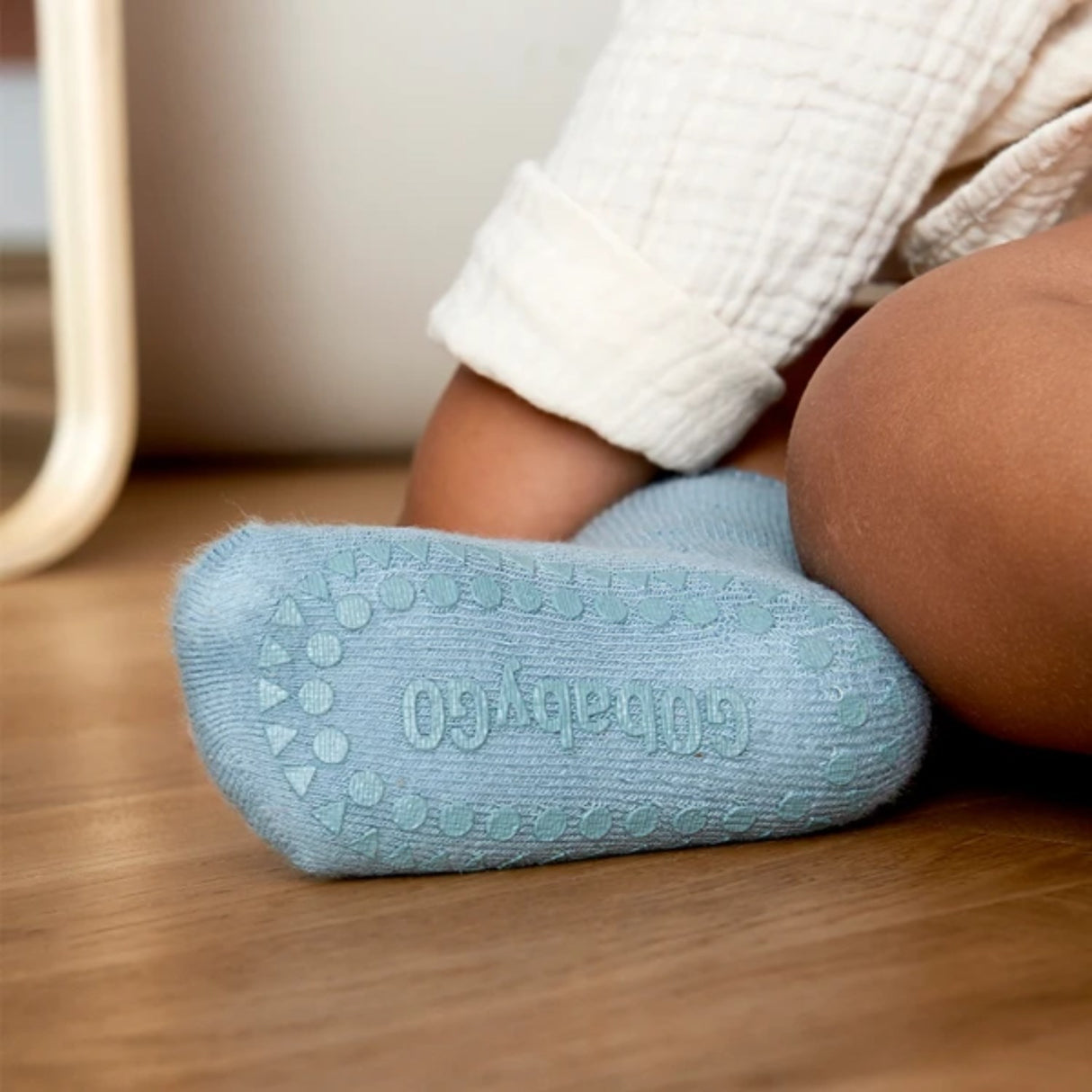 Gobabygo Dusty Blue Non Slip Strumpor Organic Bomull