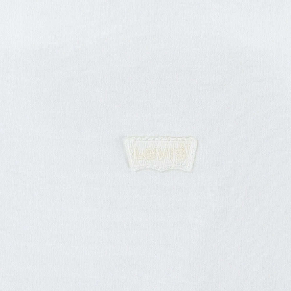 Levi's Bright White Battery Housemark Skjorta