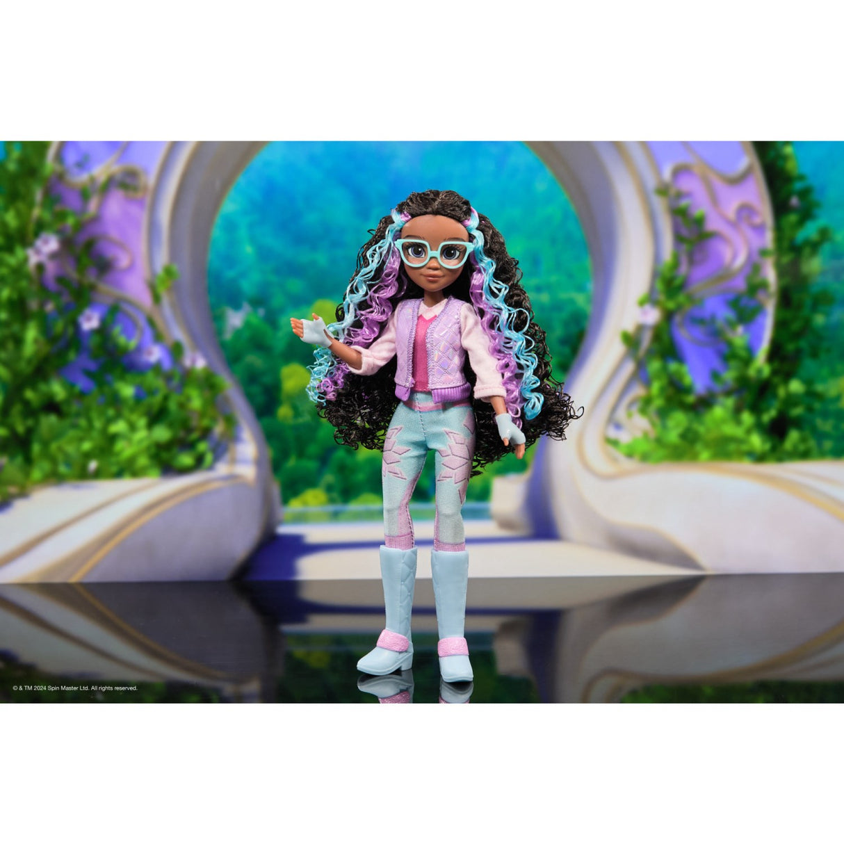 Unicorn Academy Fashion Docka 24 Cm Layla