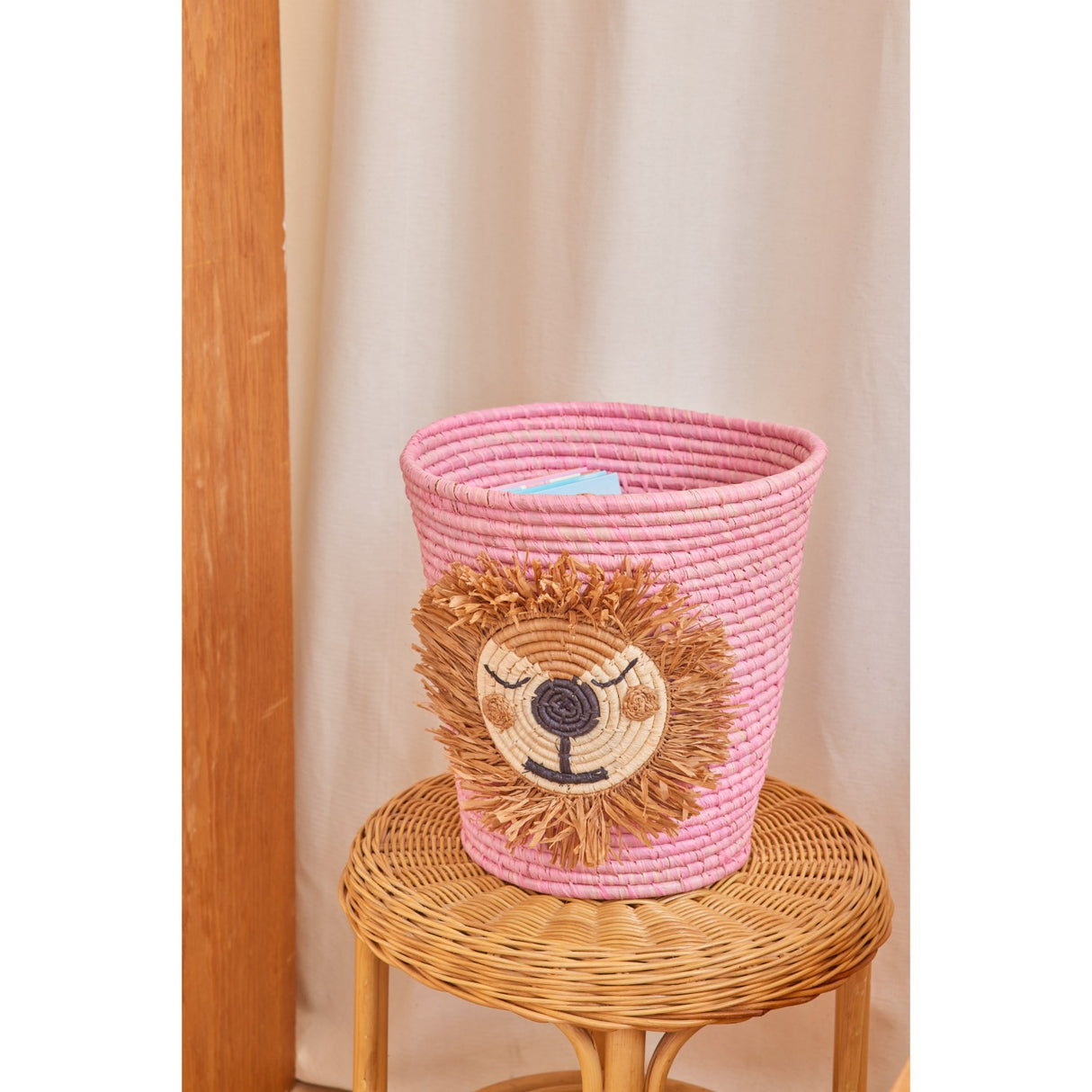 Rice Round Raffia Korg Med Lion Head - Pink