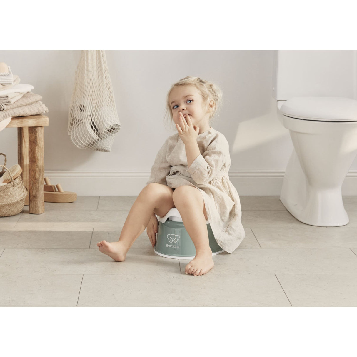 BabyBjörn Grey Green/White Smart Potta