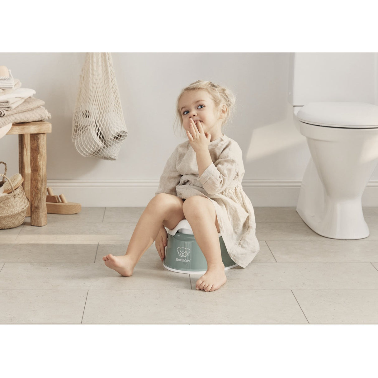 BabyBjörn Grey Green/White Smart Potta