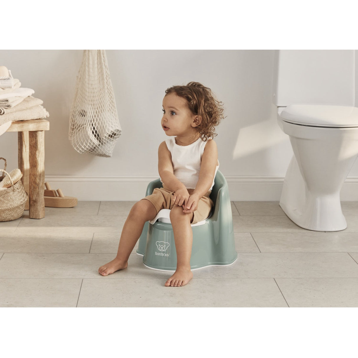 BabyBjörn Grey Green/White Pottestol