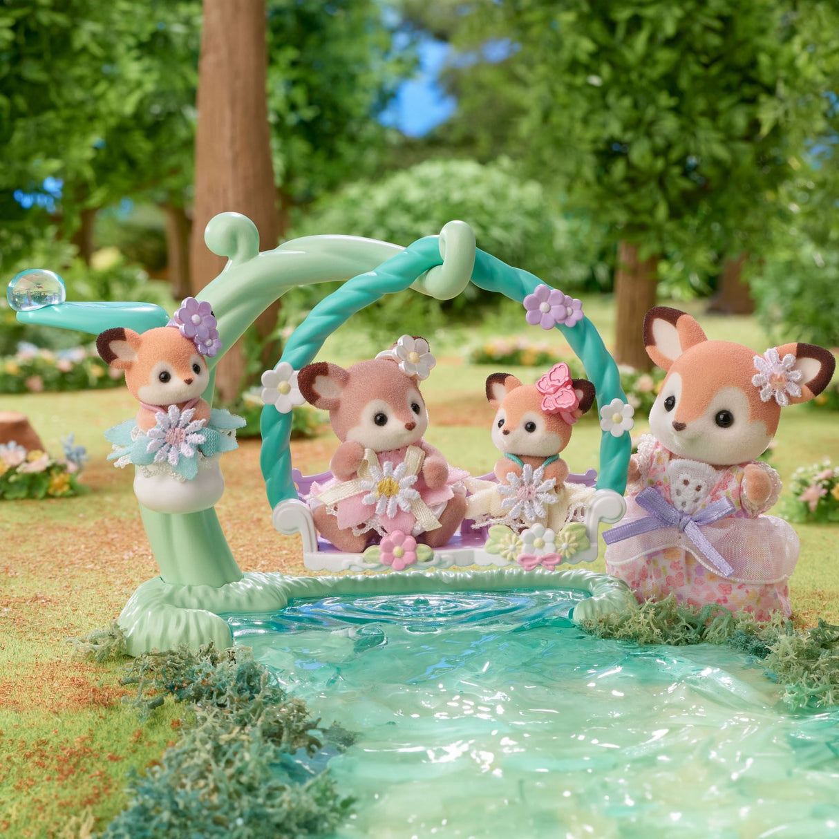 Sylvanian Families® Deer Babies - Floral Swing Set