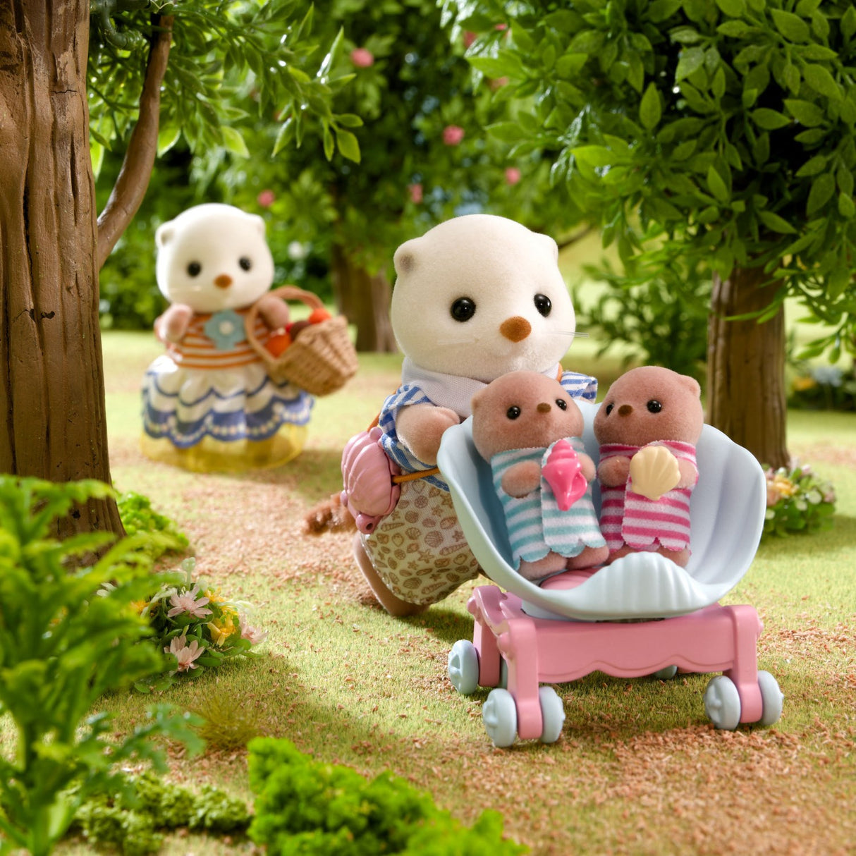 Sylvanian Families® Sea Otter Family