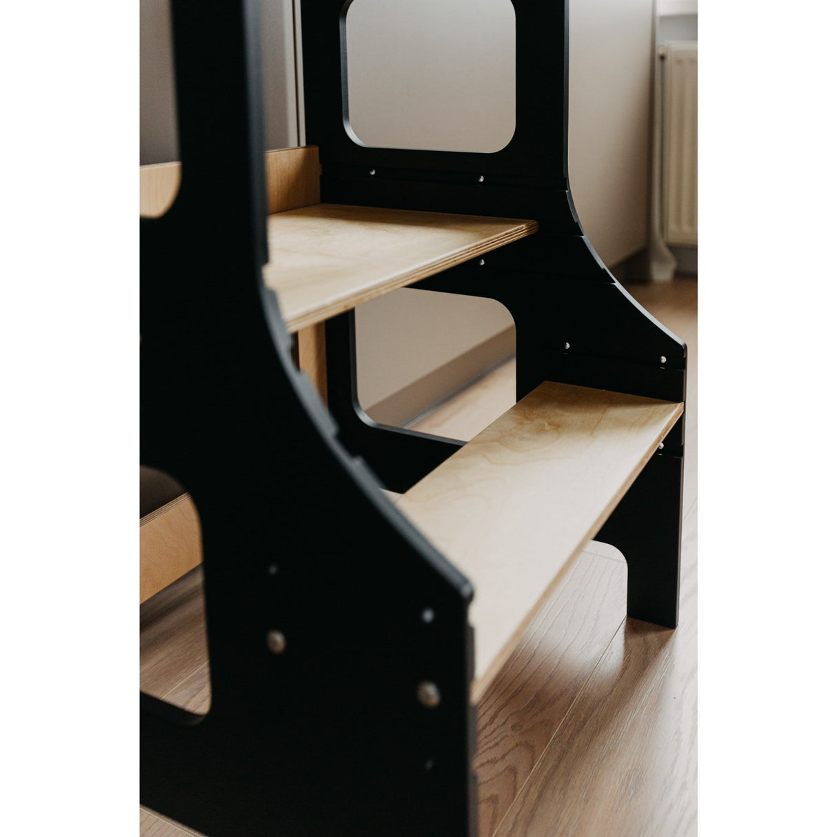 Duck Woodworks Adjustable Kitchen Tower Black