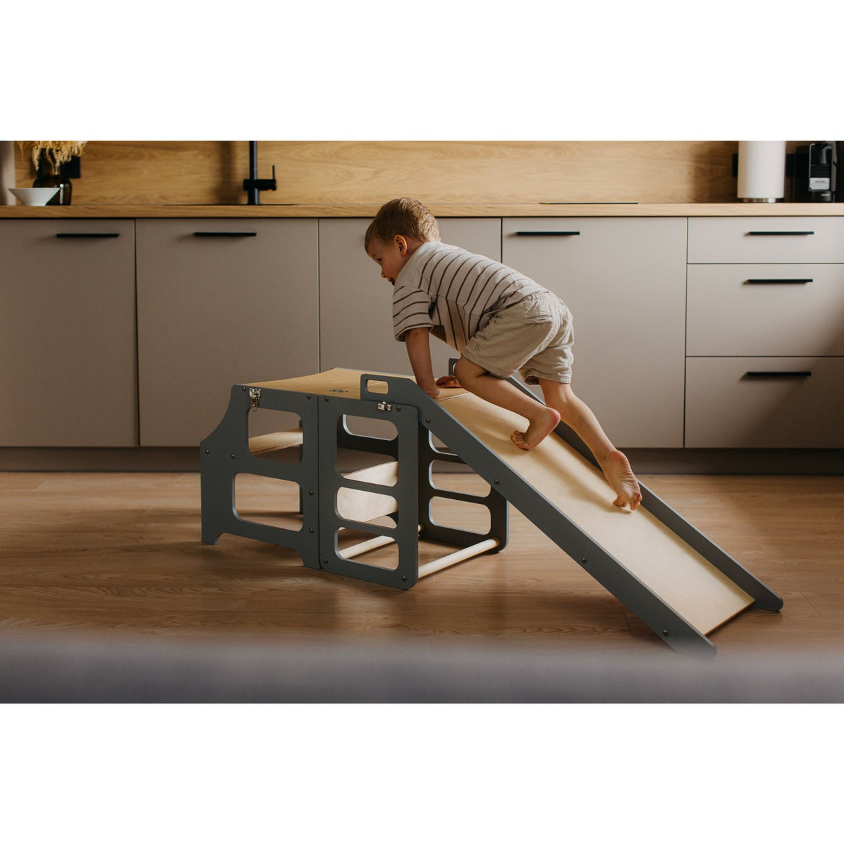 Duck Woodworks Foldable Kitchen Tower w. Slide Grey