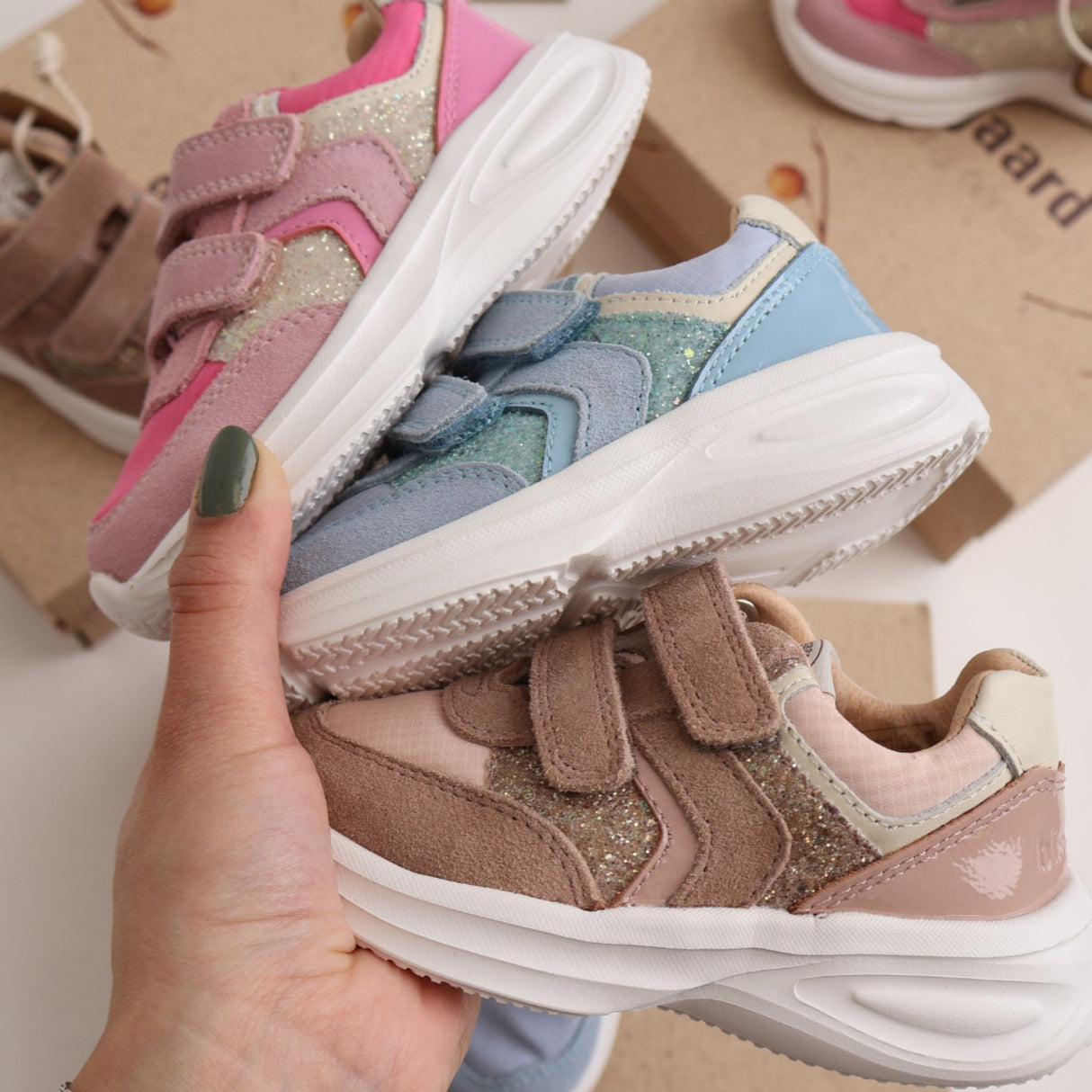 Bisgaard Taupe Glitter Yuki Glitter Kardborreband Skor