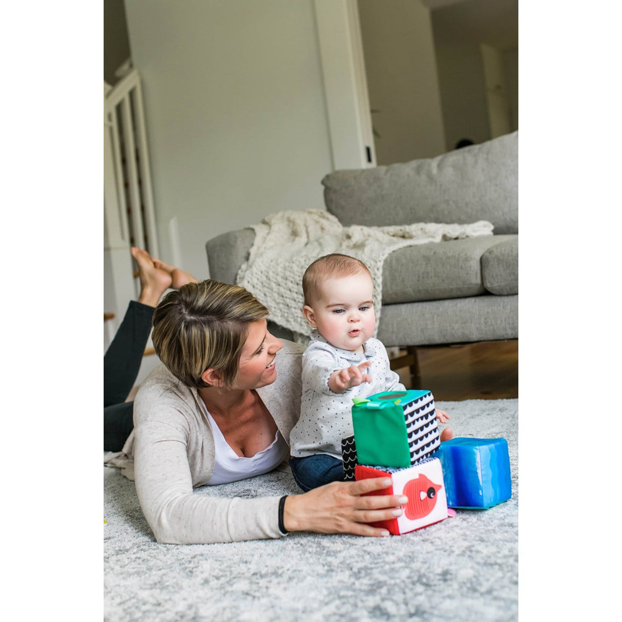 Baby Einstein Explorer & Discover Soft Klossar