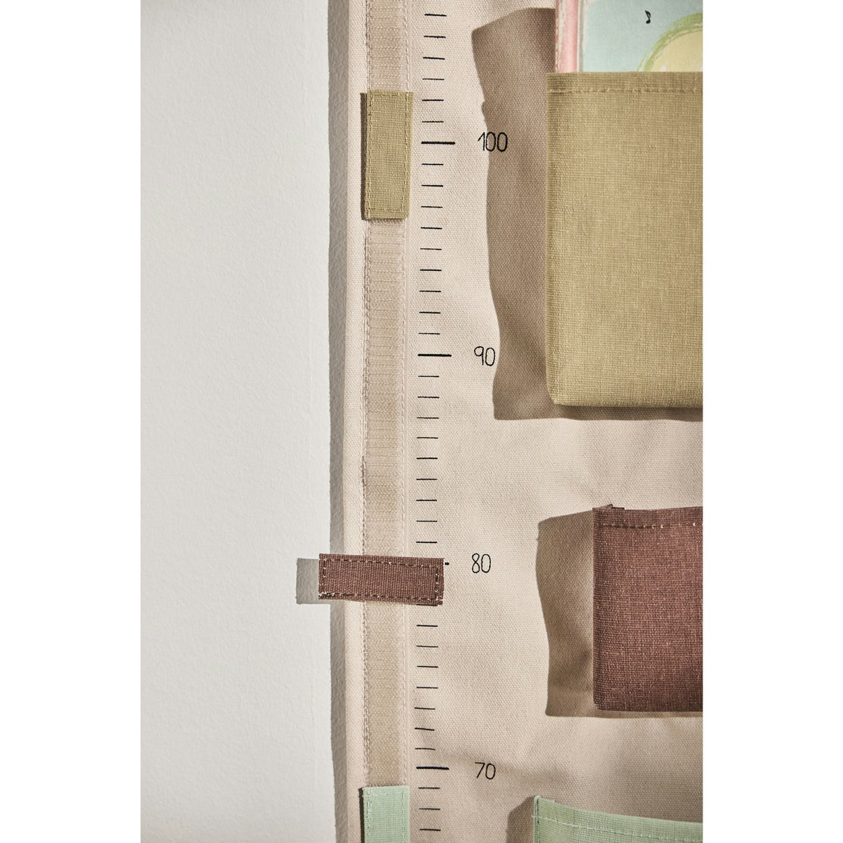 OYOY Rose Saga Growth Chart Förvaring