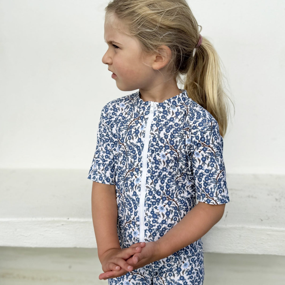 Petit Crabe Empress B Natsu Sunsuit S/S - Made Med Liberty© Tyg