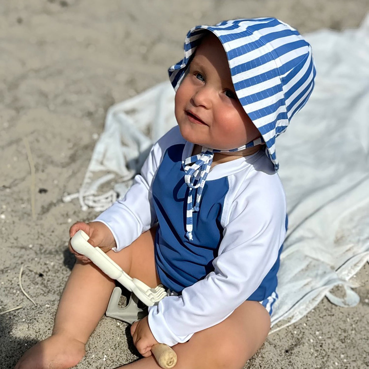 Petit Crabe Sapphire/White Raglan Uv-Skjorta L/S