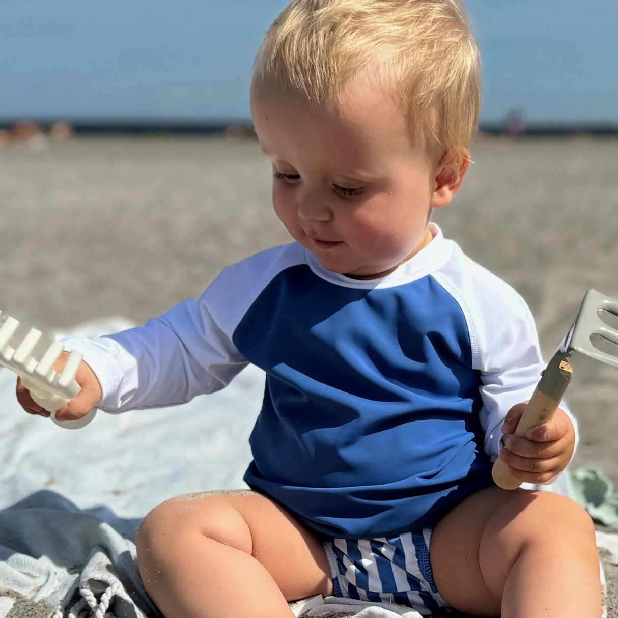 Petit Crabe Sapphire/White Raglan Uv-Skjorta L/S