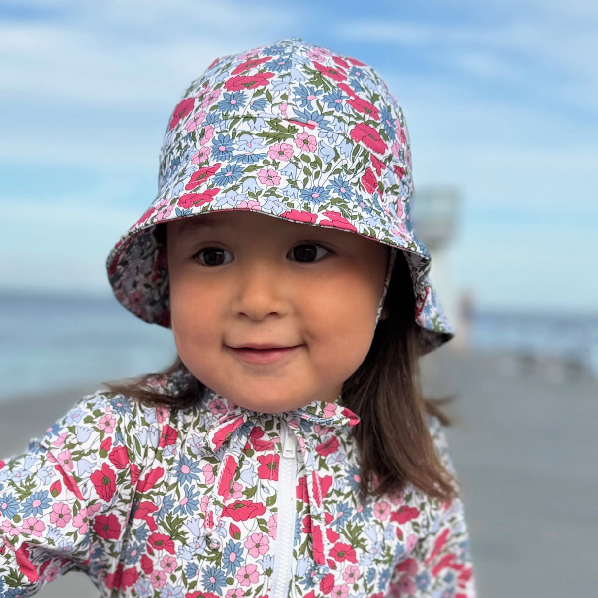 Petit Crabe Poppy & Daisy P Frey Sun Mössa - Made Med Liberty© Tyg