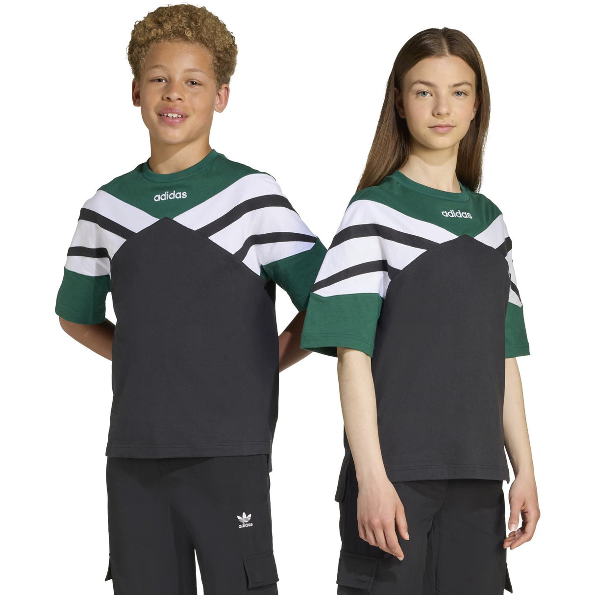 adidas Originals Black/White Oh Woven Cargo Byxor