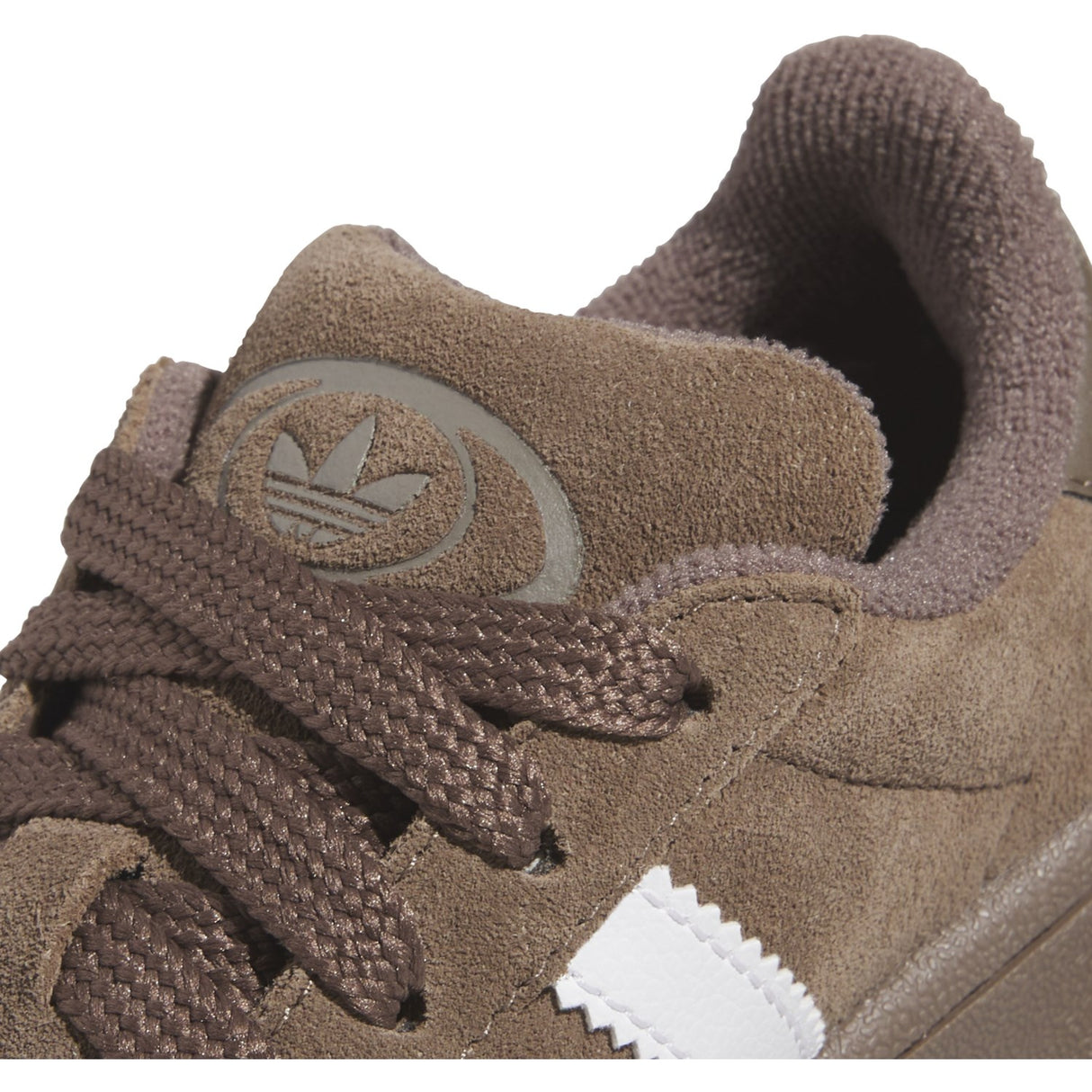 adidas Originals Earth Strata/Ftwr White/Gum 3 Campus 00S C Sneakers