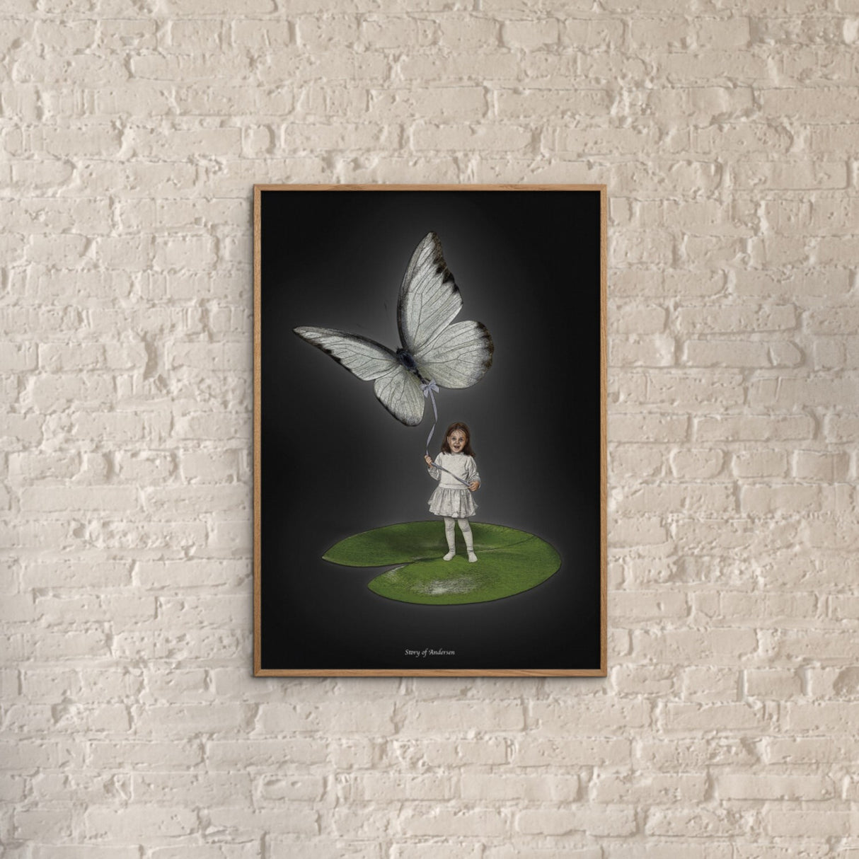 Poster & Frame Story Of Andersen - Tommelise - Hvid/Sort Baggrund