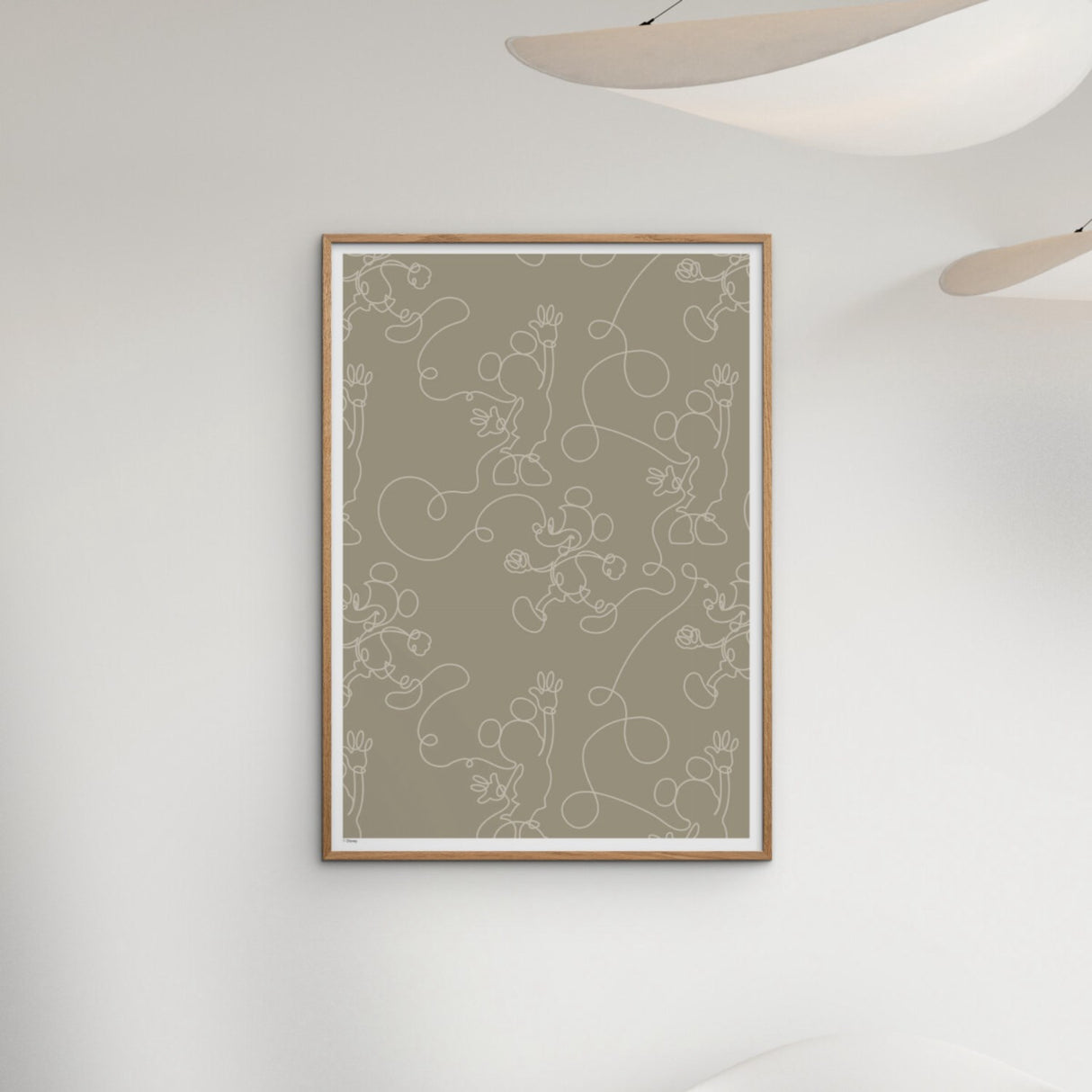 Poster & Frame Disney - Green & White Mickey Outline