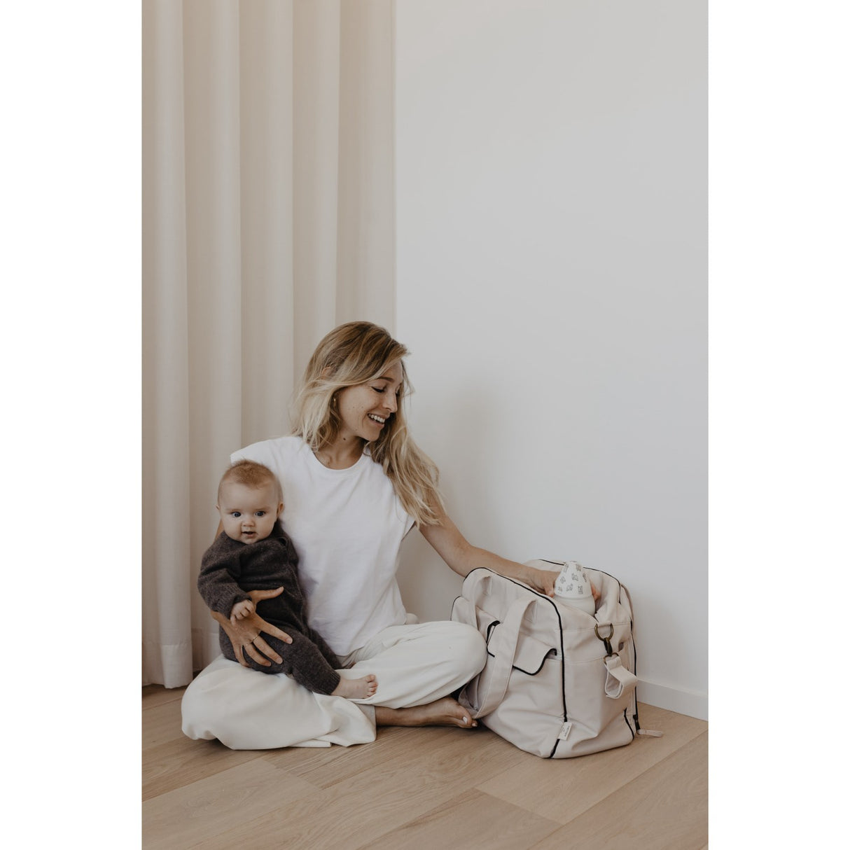 That's Mine X Élhée French Oak Collab Nursing Väska